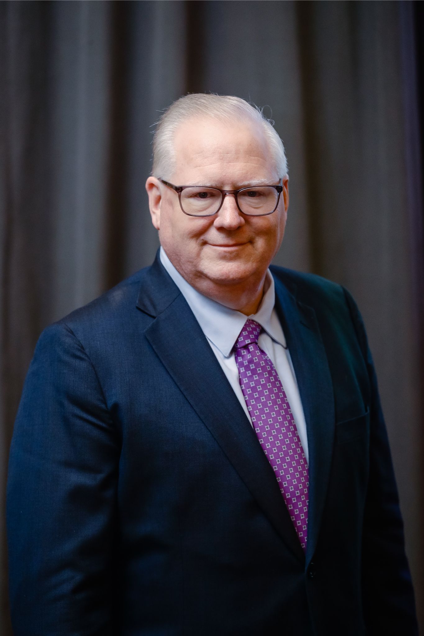 headshot of greg griggs