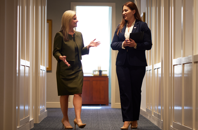 Jawn Hendrix, Private Banker