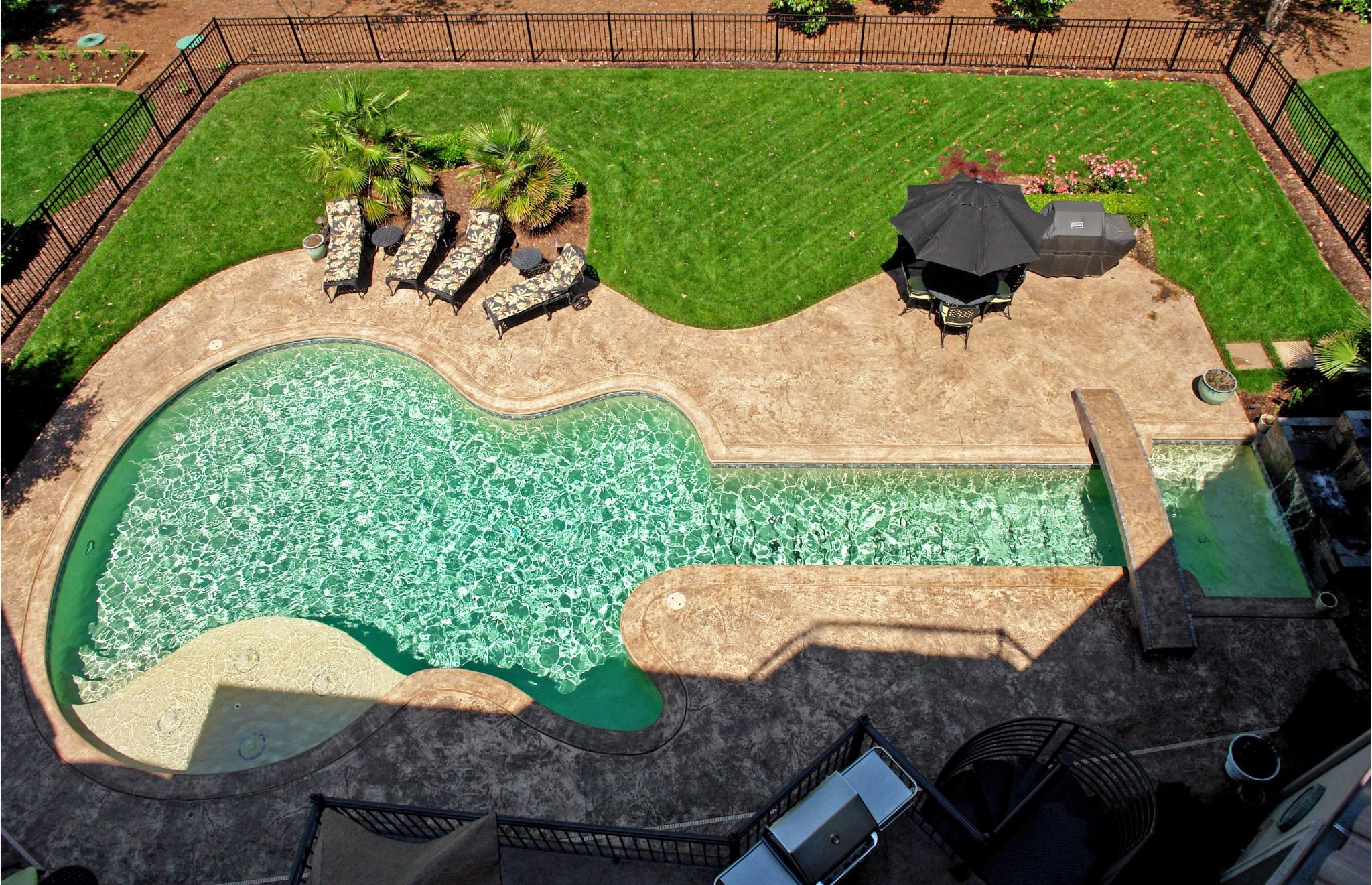 guitar shaped pool