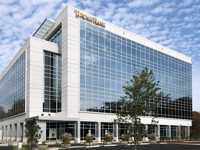 Image of Pavilion Center II Branch